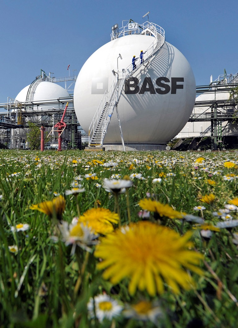 Более 18 млрд евро составил объем продаж BASF в третьем квартале 2014 года