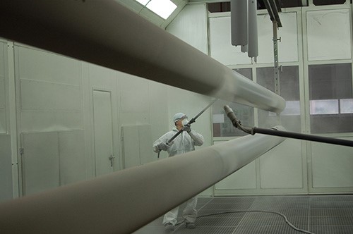 AkzoNobel рассматривает сегмент BASF Coatings
