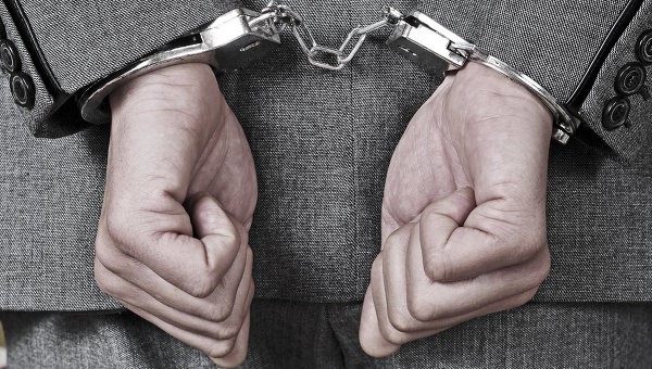 Официальные власти предъявили обвинения десяткам мошенников на рынке оказания ремонтных услуг