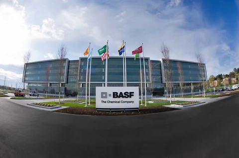 BASF прошел вторую стадию регистрации в REACH